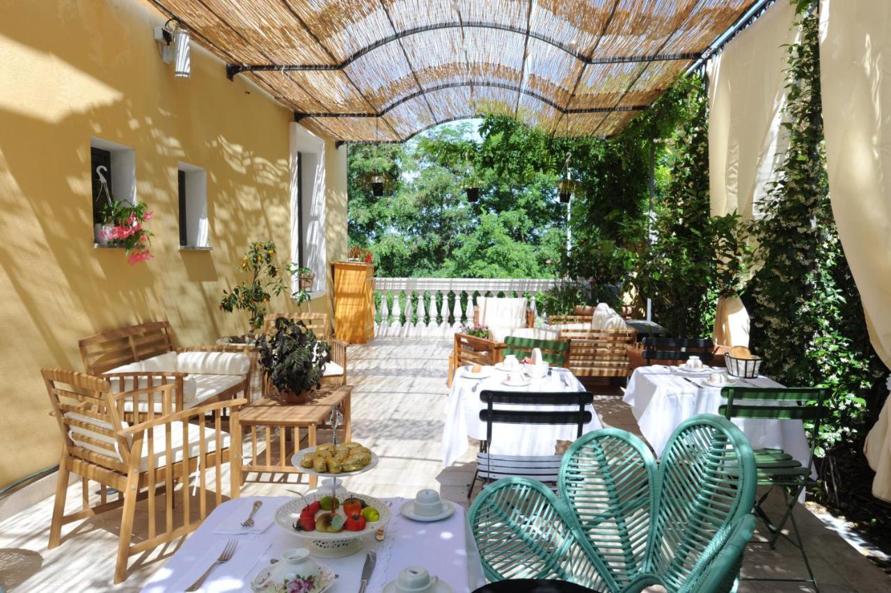 Palazzo Scura Bed & Breakfast Vaccarizzo Albanese Dış mekan fotoğraf